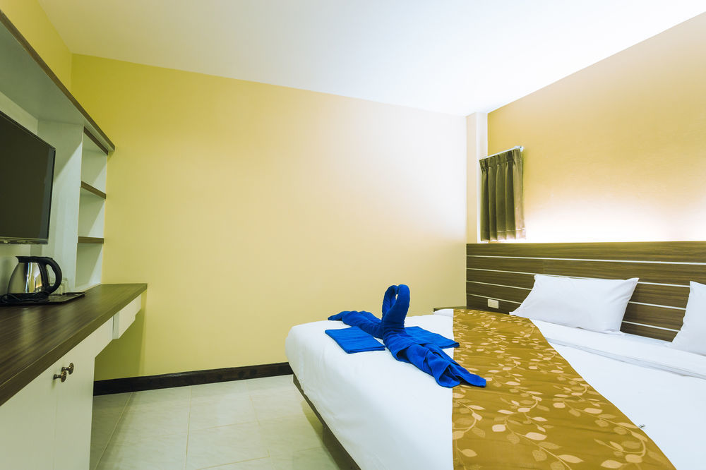 The Shades Bed And Breakfast Boutique Hotel Patong Esterno foto