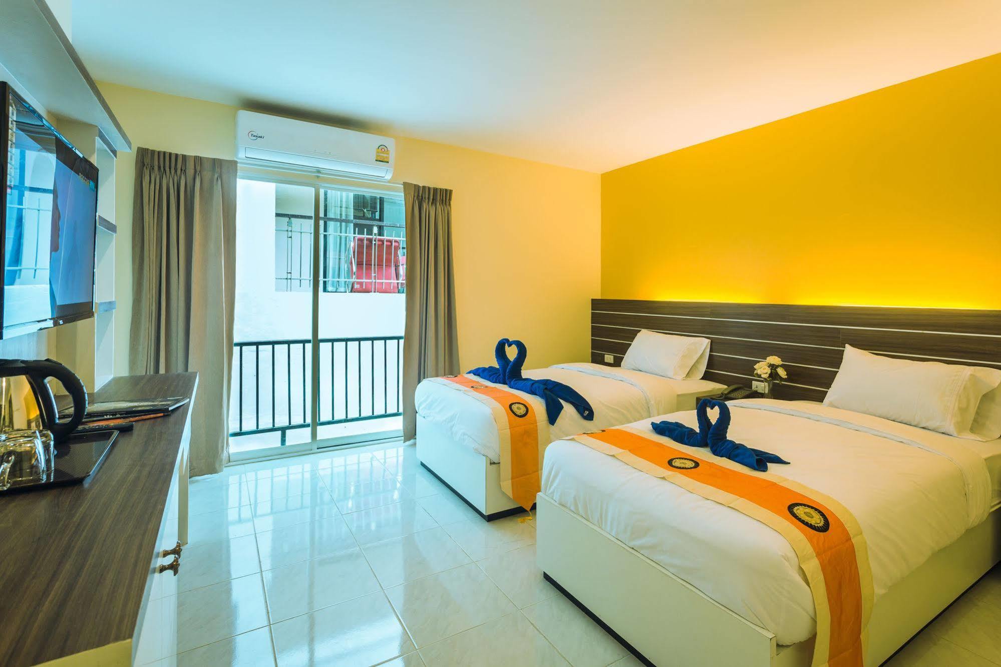 The Shades Bed And Breakfast Boutique Hotel Patong Esterno foto