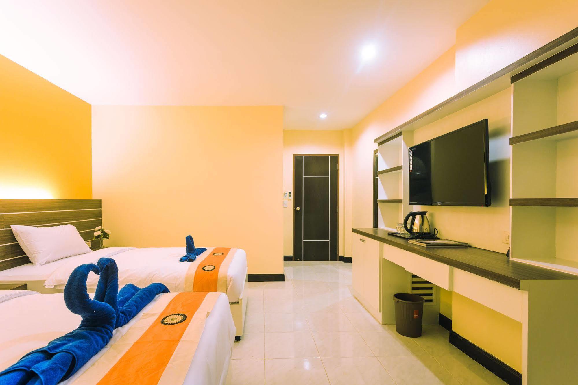 The Shades Bed And Breakfast Boutique Hotel Patong Esterno foto