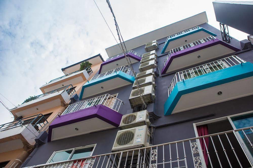 The Shades Bed And Breakfast Boutique Hotel Patong Esterno foto